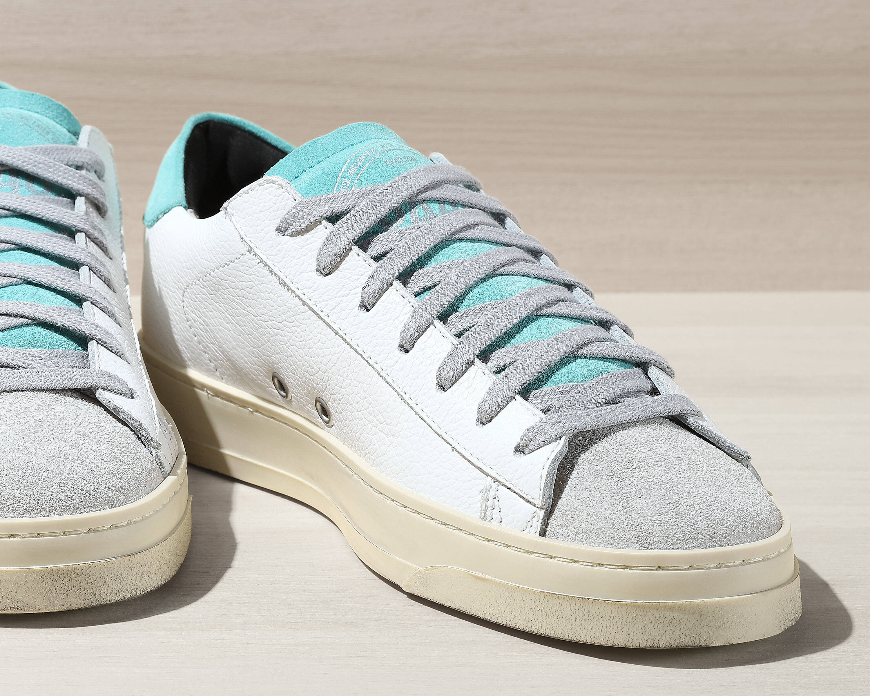 Jack Capri/White