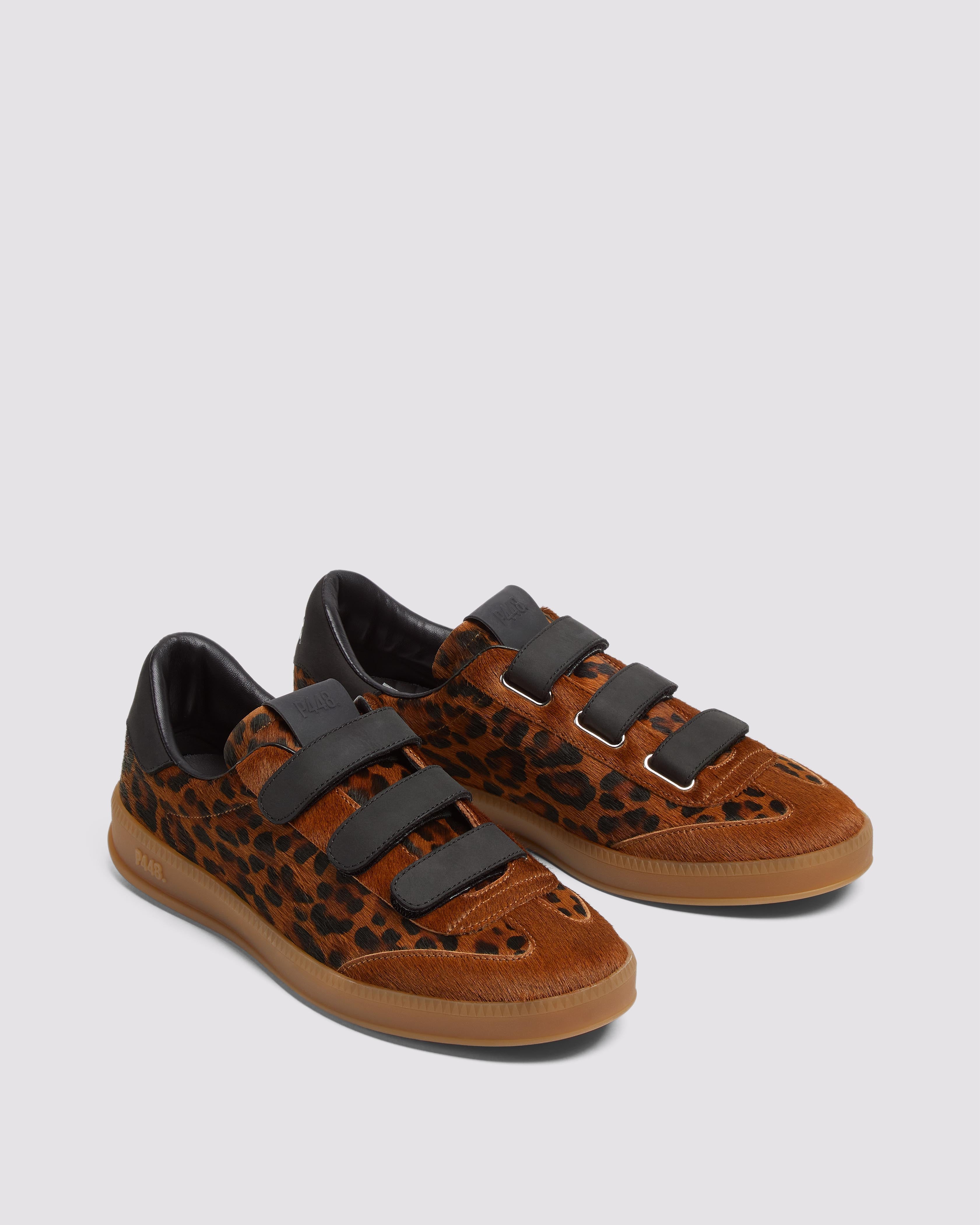 チャールズリンブラッグ\" reopard\" Cloud P in Leopard Black Sneakers | Women's Shoes by BACK 70