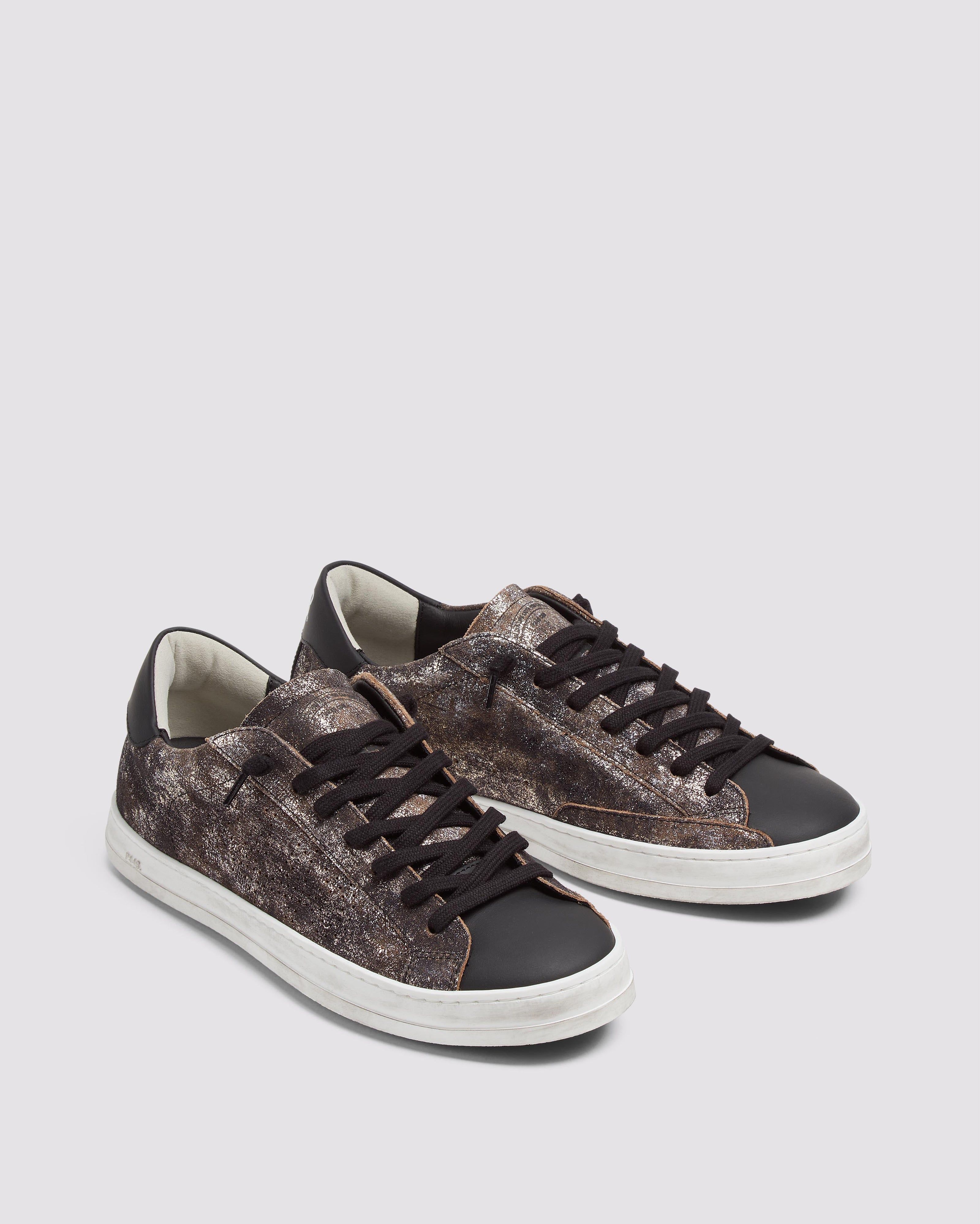 John Black/Metallic