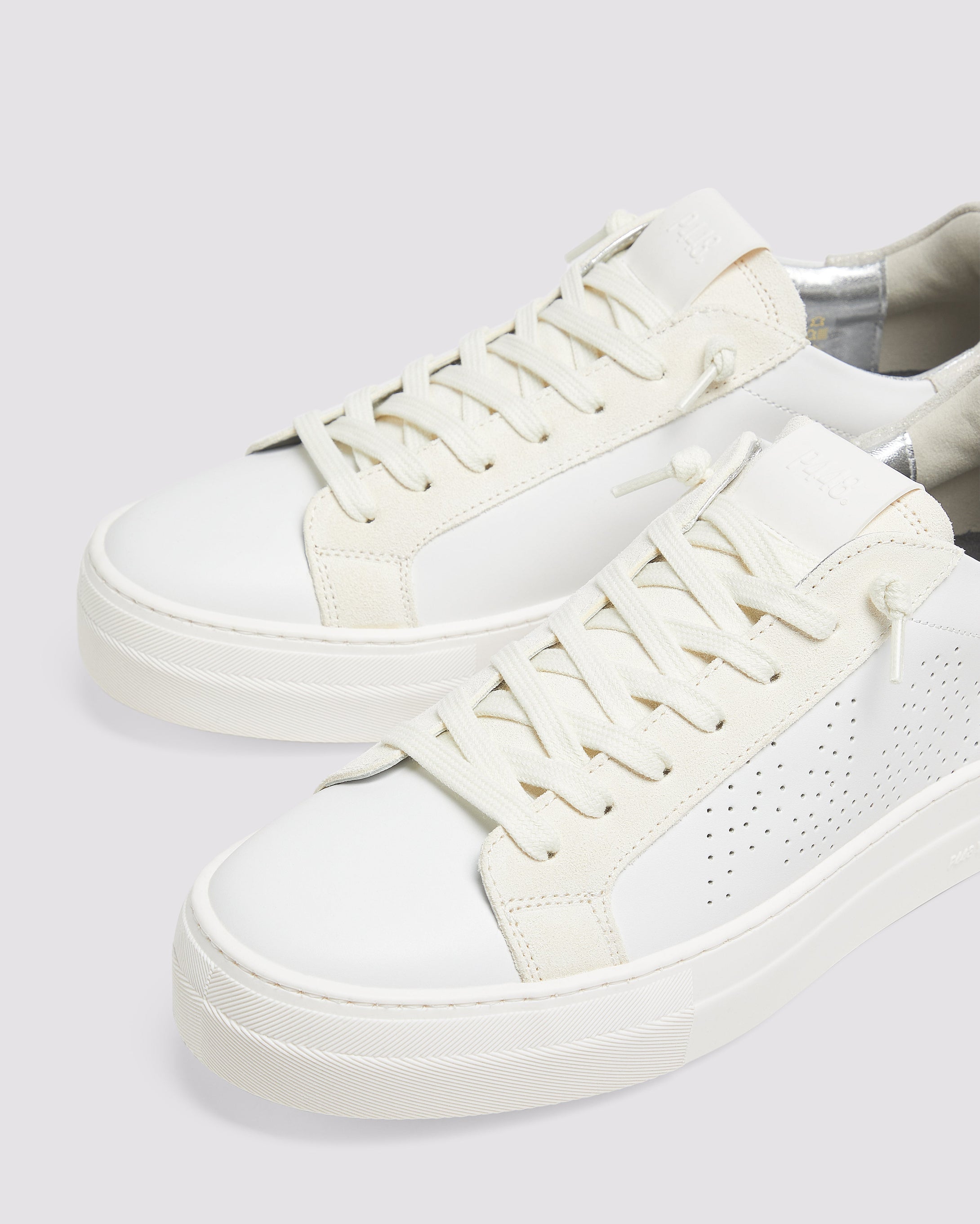 Thea White - View 7