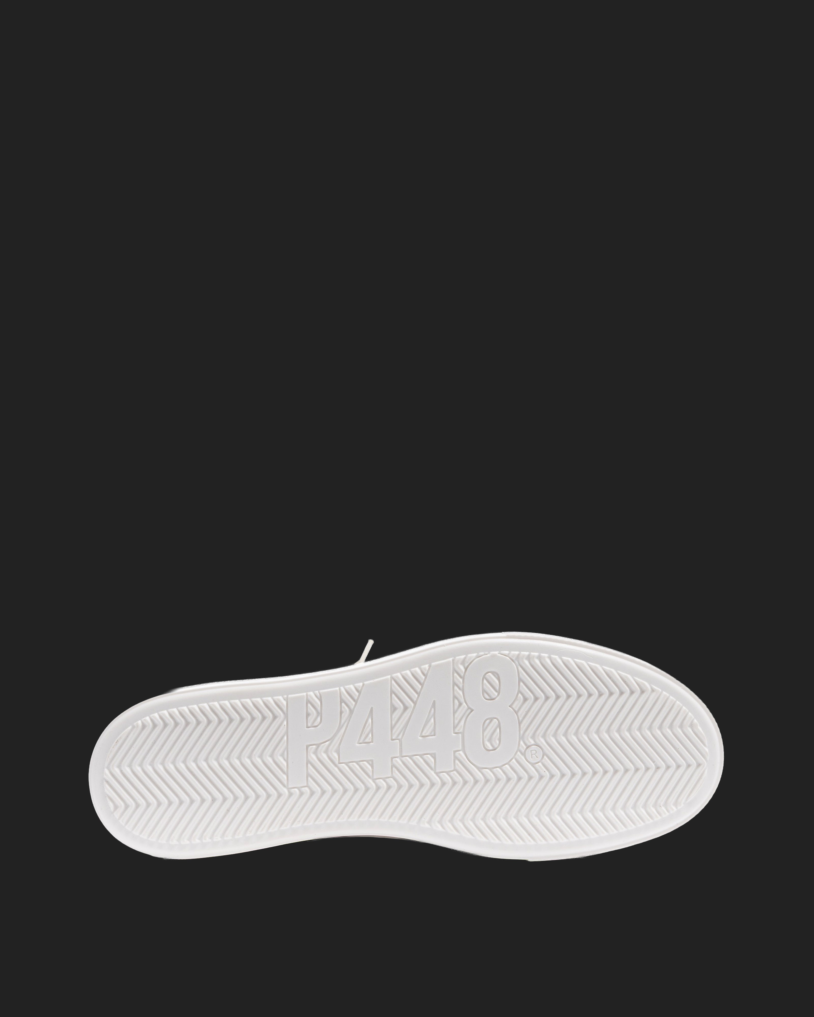 Thea Flok/White